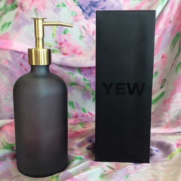 Brand New Yew Design Frosted Glass Soap Dispenser for Bathroom with Metal Pump - Picture 6 of 6